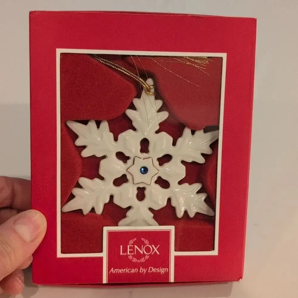 Lenox Gemmed Porcelain Snowflake Christmas Collectible Ornament Made in USA